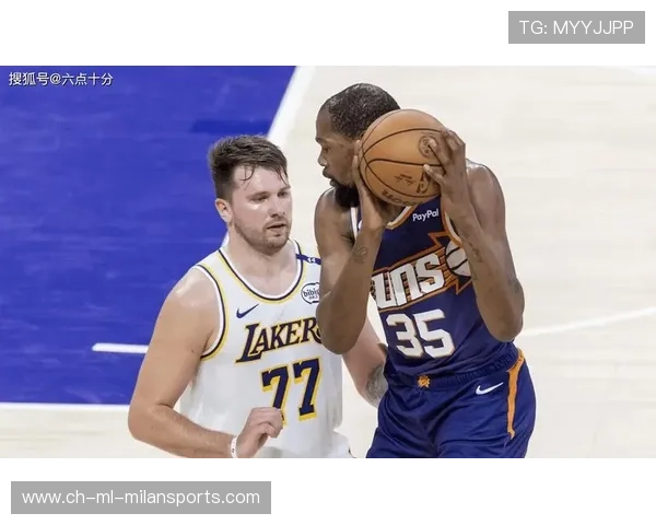 东契奇里夫斯联手闪耀湖人双核爆发拉拉维亚成球队意外惊喜 东契奇里夫斯联手闪耀湖人双核爆发拉拉维亚成球队意外惊喜