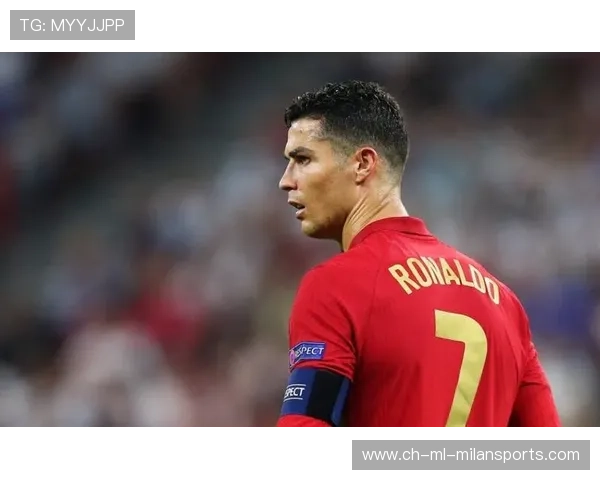 C罗替补登场力挽狂澜引爆全场助葡萄牙逆转世预赛关键战 C罗替补登场力挽狂澜引爆全场助葡萄牙逆转世预赛关键战