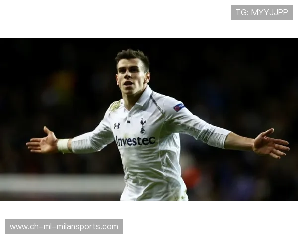 托特纳姆热刺弧顶直传创造绝佳机会