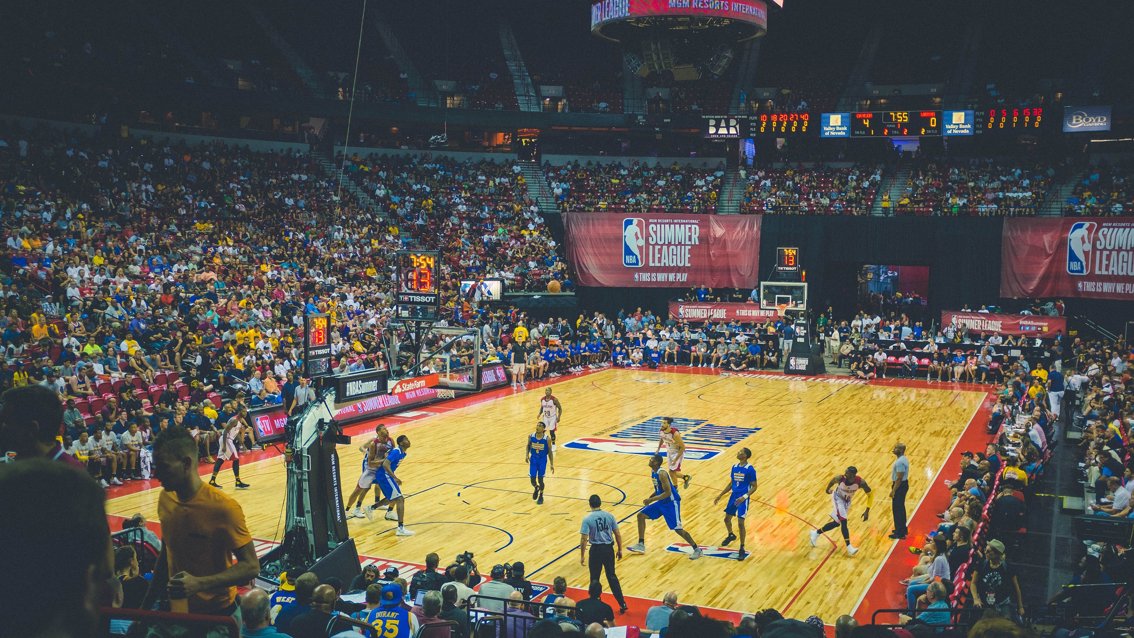 CBA球队签下前NBA后卫 后场火力大幅提升，cba后卫的真实实力